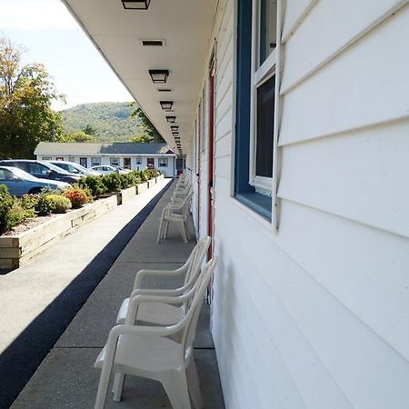 Monument Mountain Motel Great Barrington Zewnętrze zdjęcie